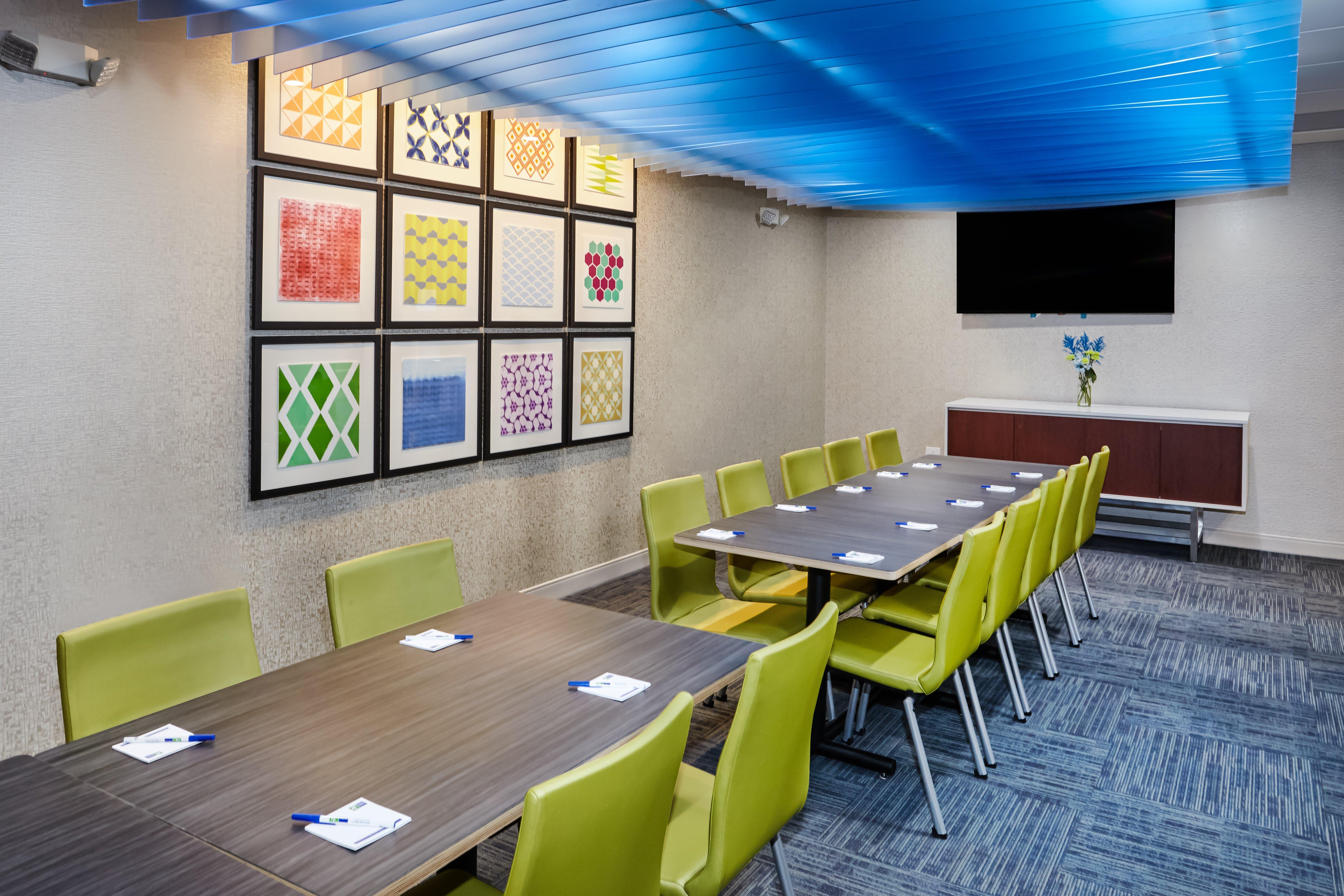 Holiday Inn Express & Suites Chicago North Shore - Niles By Ihg Eksteriør bilde